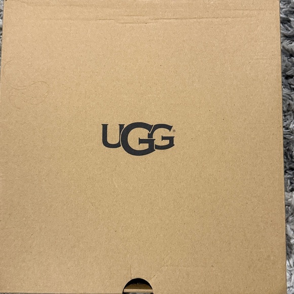 UGG Women's Sienna Black  Waterproof Boots Size 8 - Picture 6 of 7